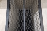 grille-de-ventilation-metal-deploye-1