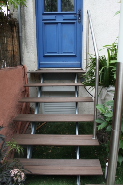 escalier-extérieur-acier-marche-bois-3
