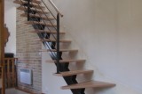 escalier-quart-tournant-limon-central-marche-hetre-20